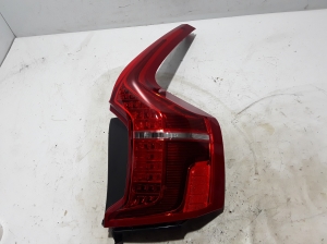  Rear corner lamp 