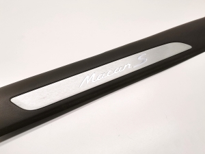 Porsche Macan (2014–2026) Inner sill trim 95B863484A - 2