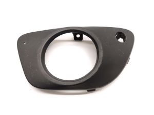 Front bumper fog lamp cover - 95B807795