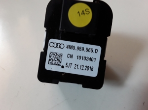 AUDI TT (2014–2026) Mirror control switch 4M0959565D - 3