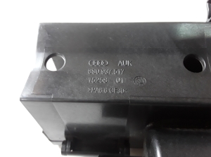 AUDI TT (2014–2026) Batteriesicherung 8S0937517 - 2