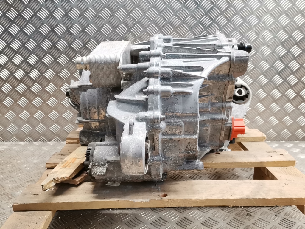 TESLA Model Y 1 generation (2020-2024) Bare Engine 1120960-20-G 21188394