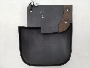 NISSAN Terrano R20 (1996–2007) Schmutzfänger 788117F000 - 2