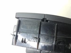 Mercedes Benz E-Class W212 (2009–2015) Door lock/unlock switch A2048706310 - 2