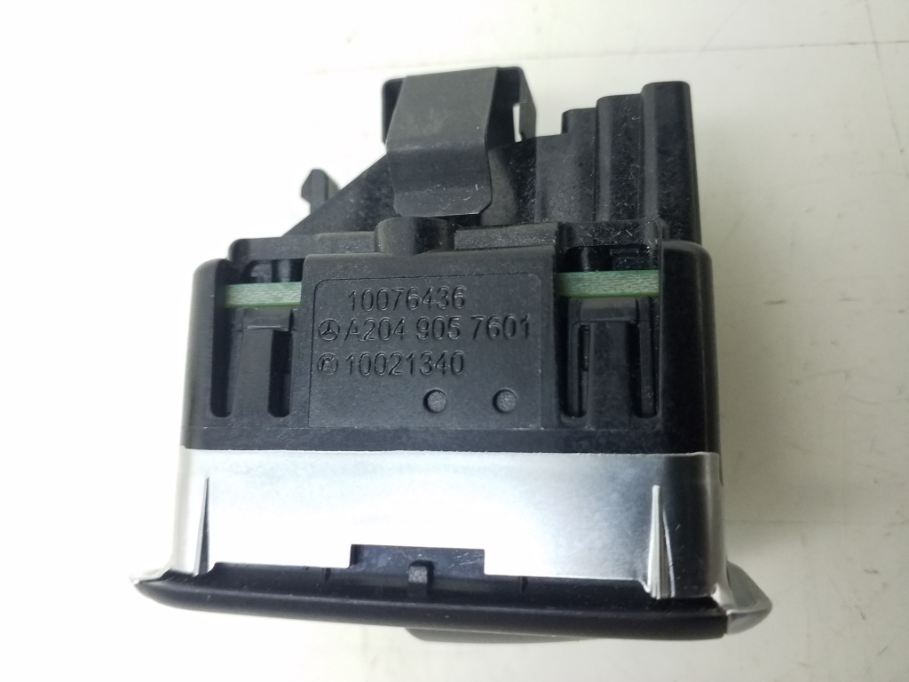 MERCEDES-BENZ E-Class W212/S212/C207/A207 (2009-2016) Front Right Door Window Switch A2049057601 20979742