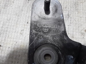 Mercedes Benz GLE-Class 167 (2019–2026) Sonstiger Halter A16717000 - 3