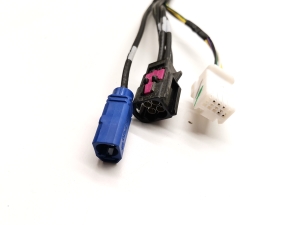 Tesla Model 3 3 (2016–2024) Salongi juhtmestik 1068787-00-D - 2