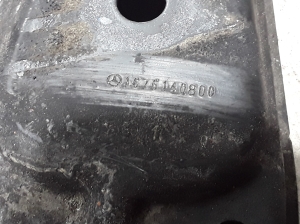 Mercedes Benz GLE-Class 167 (2019–2026) Hinterachshalterung A1676140800 - 2