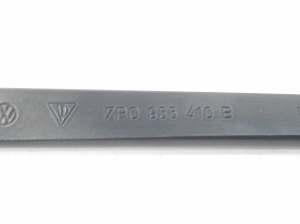  Windshield wiper blade 