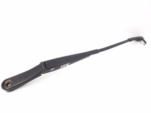  Windshield wiper blade 