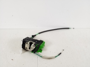 Hyundai i40 (2011–2026) Front door lock 813203Z020 - 2
