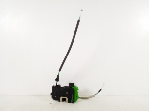 Hyundai i40 (2011–2026) Front door lock 813203Z020 - 3