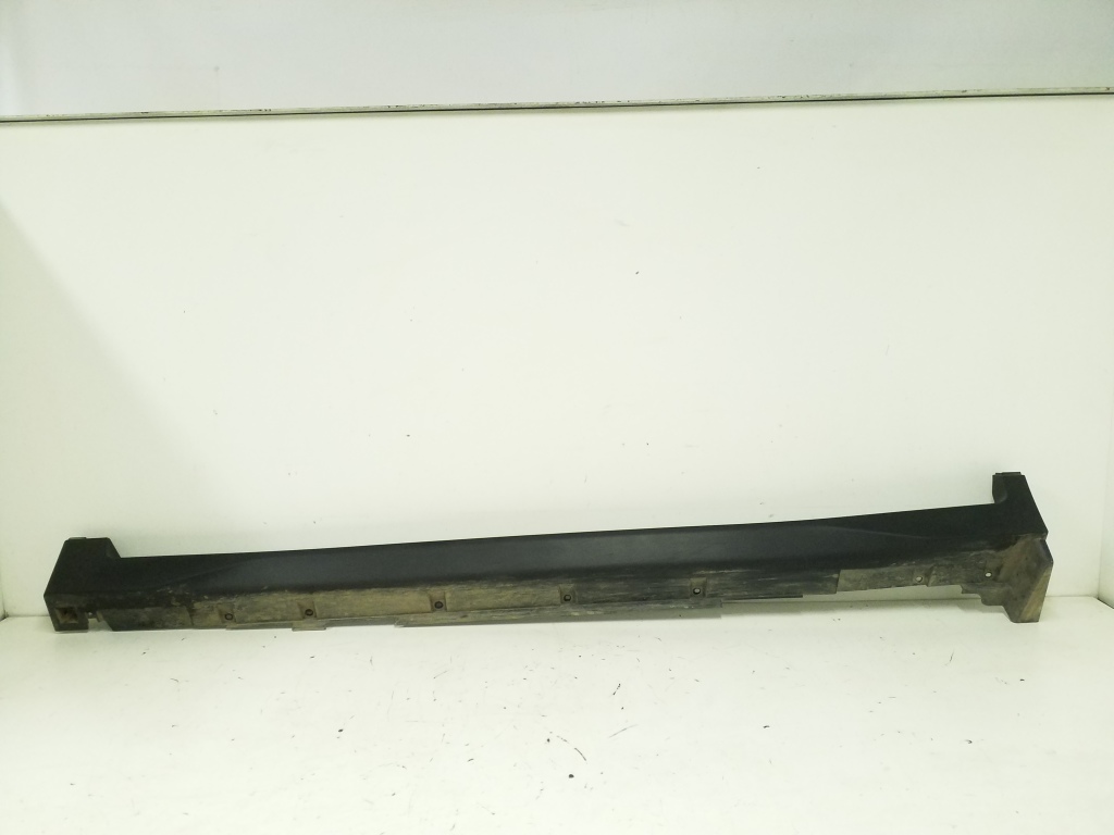 NISSAN X-Trail T32 (2013-2022) Right Side Plastic Sideskirt Cover 768514CE0A 24975118