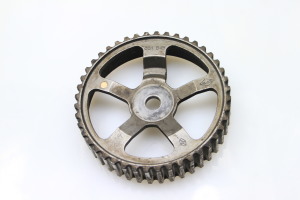 Pulley on camshaft - 261845