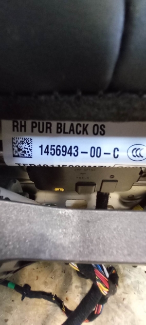 Tesla Model 3 3 (2016–2024) Vordersitz und seine Teile 1456943-00-C - 5