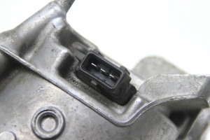 Peugeot 607 (2000–2010) Kraftstofffiltergehäuse 6650473120 - 3