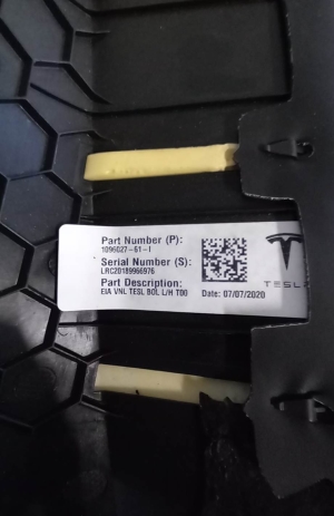 Tesla Model 3 3 (2016–2024) Rücksitzlehne 1096027-61-I - 2