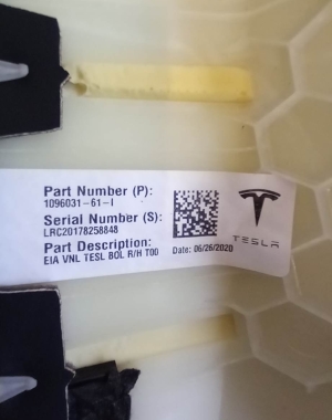 Tesla Model 3 3 (2016–2024) Rücksitzlehne 1096031-61-I - 2