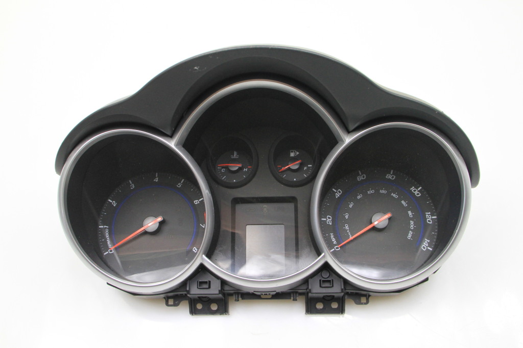 CHEVROLET Cruze 1 generation (2009-2015) Speedometer 94576282 25682452