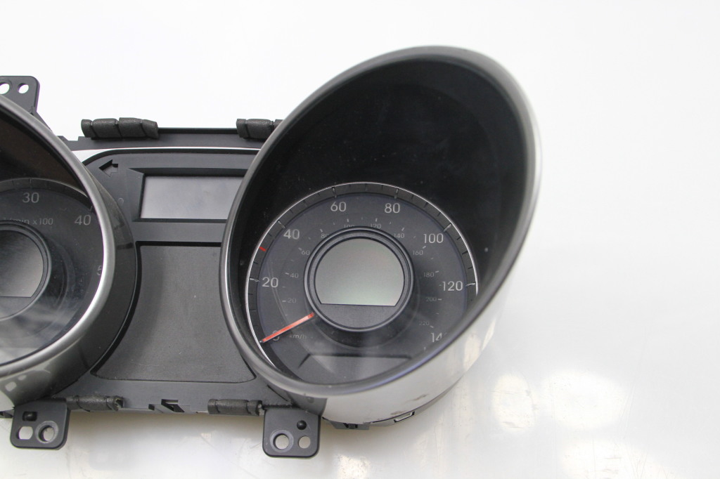 HYUNDAI ix35 1 generation (2009-2015) Speedometer 940062Y240 25617395