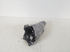Mercedes Benz C-Class 205 (2014–2021) Engine bracket A6512234304 - 2