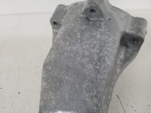 Mercedes Benz C-Class 205 (2014–2021) Engine bracket A6512234304 - 3