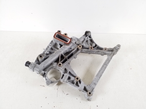 Mercedes Benz C-Class 205 (2014–2021) Veepump A6512000002 - 3