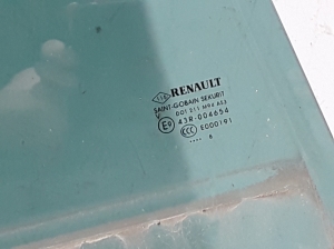 RENAULT Megane IV (2016–2022) Rear side door glass 823007710R - 2
