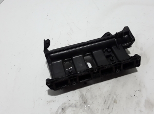  Intake manifold 