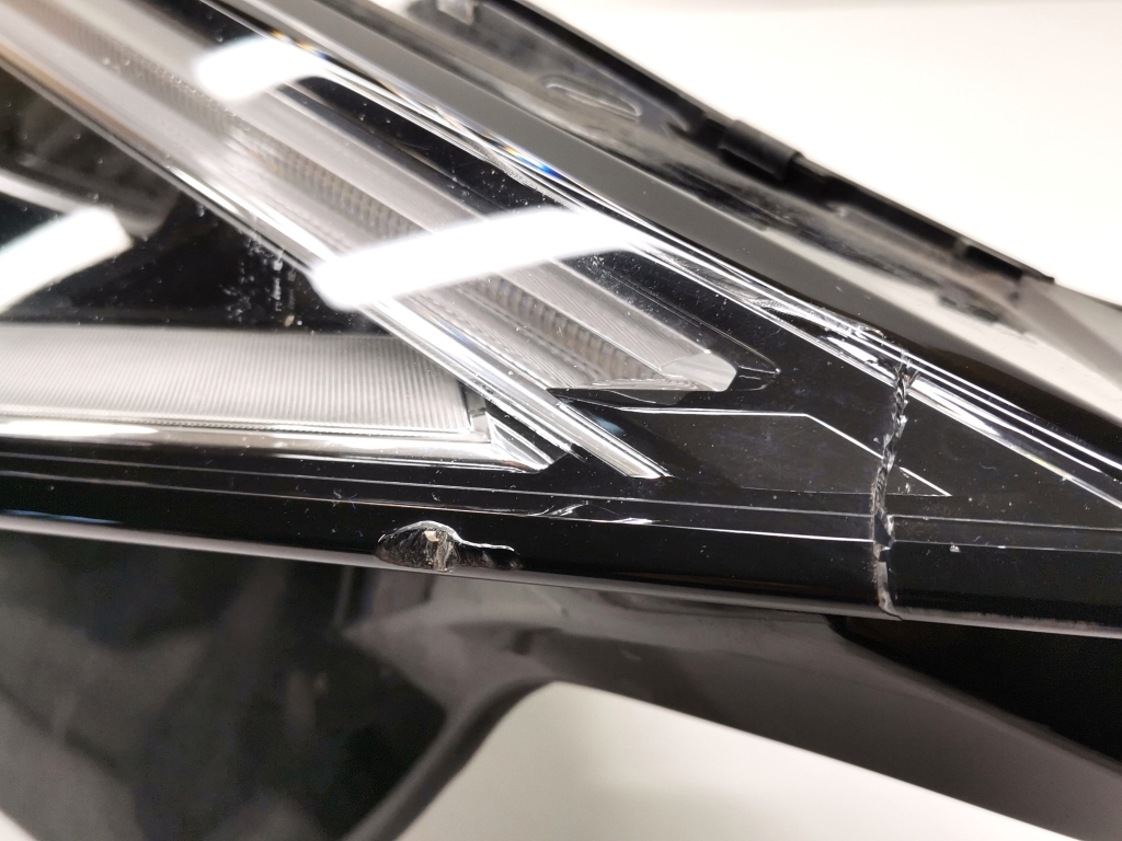 AUDI e-tron 1 generation (2018-2024) Front Right Headlight  