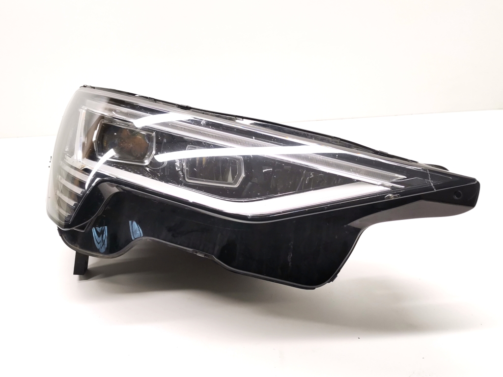 AUDI e-tron 1 generation (2018-2024) Front Right Headlight  