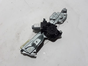 RENAULT Megane IV (2016–2022) Rear side door window regulator 827204587R - 3