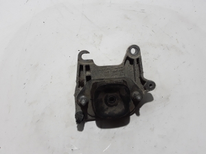Gearbox mount - 112228161R