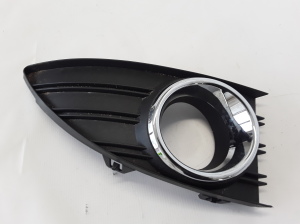 RENAULT Fluence (2009–2017) Nebelscheinwerferabdeckung vorne 261A50002R - 4