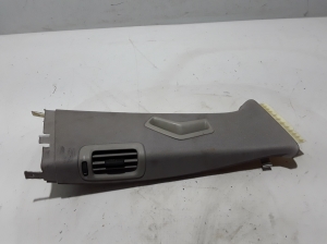 VOLVO S80 II (2006–2016) Keskpiilari siseviimistlus 39807213 - 3