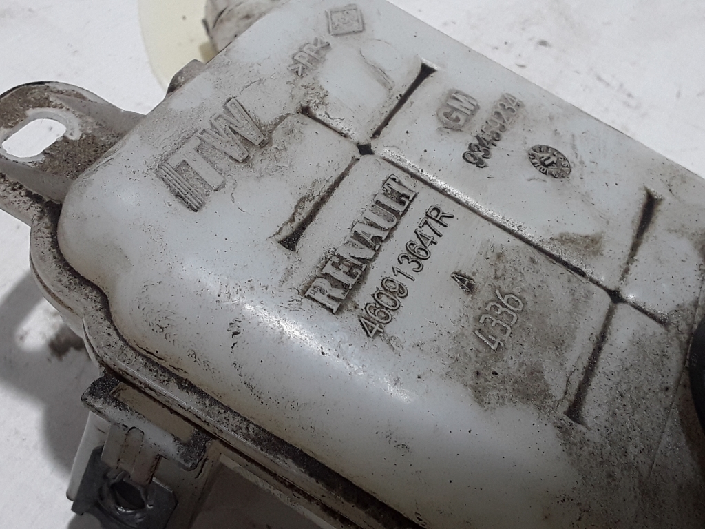 RENAULT Trafic 3 generation (2014-2023) Brake Fluid Tank 460913647R 21060440