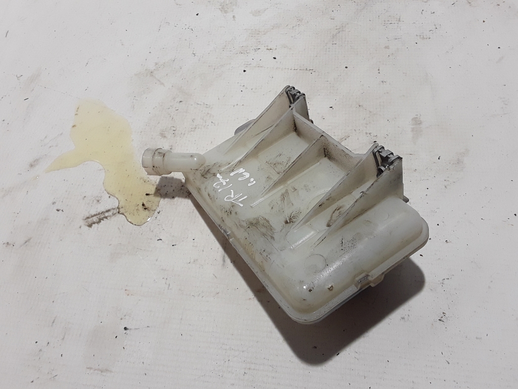 RENAULT Trafic 3 generation (2014-2023) Brake Fluid Tank 460913647R 21060440