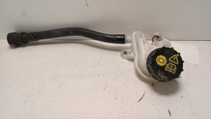   Brake fluid reservoir  -  