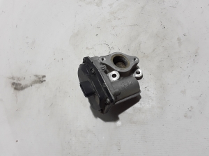  EGR valve 