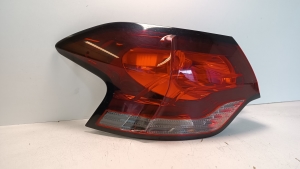  Rear corner lamp 