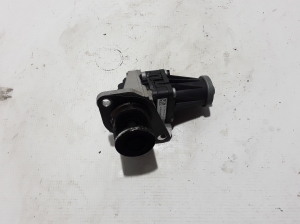  EGR valve 