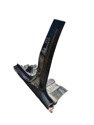 Jeep Grand Cherokee WK2 (2010–2026) Sill and center pillar - 3