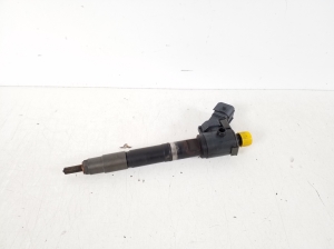  Fuel injector 