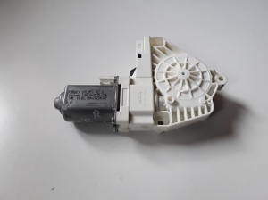 Front door window regulator motor - 8T0959802R