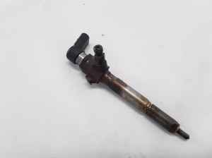  Fuel injector 