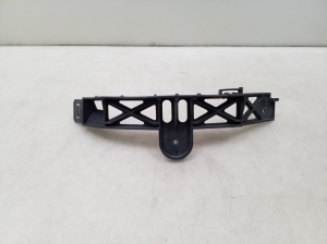 Rear bumper bracket - 24427907
