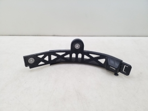 Rear bumper bracket - 24427908