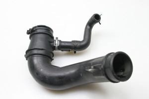  Air intake hose 