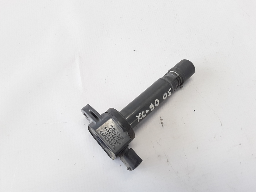 Used VOLVO XC90 Ignition coil 8687939