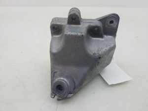 Mercedes Benz E-Class W211 (2002–2009) Motorhalter A2722231704 - 2